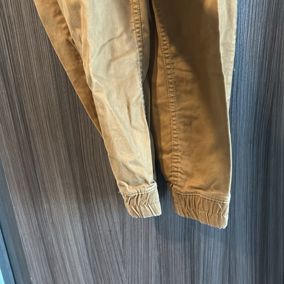 Junior boys camel colored joggers size medium with drawstring size 18 boys - Picture 2 of 8